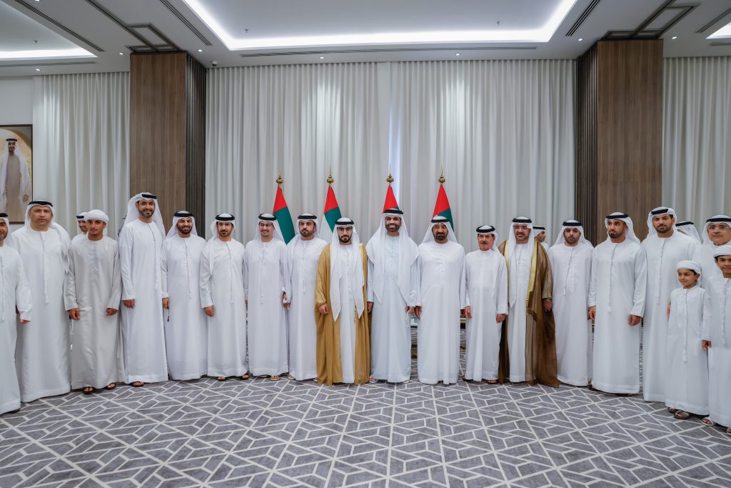 أحمد بن سعيد يحضر أفراح السويدي والجناحي