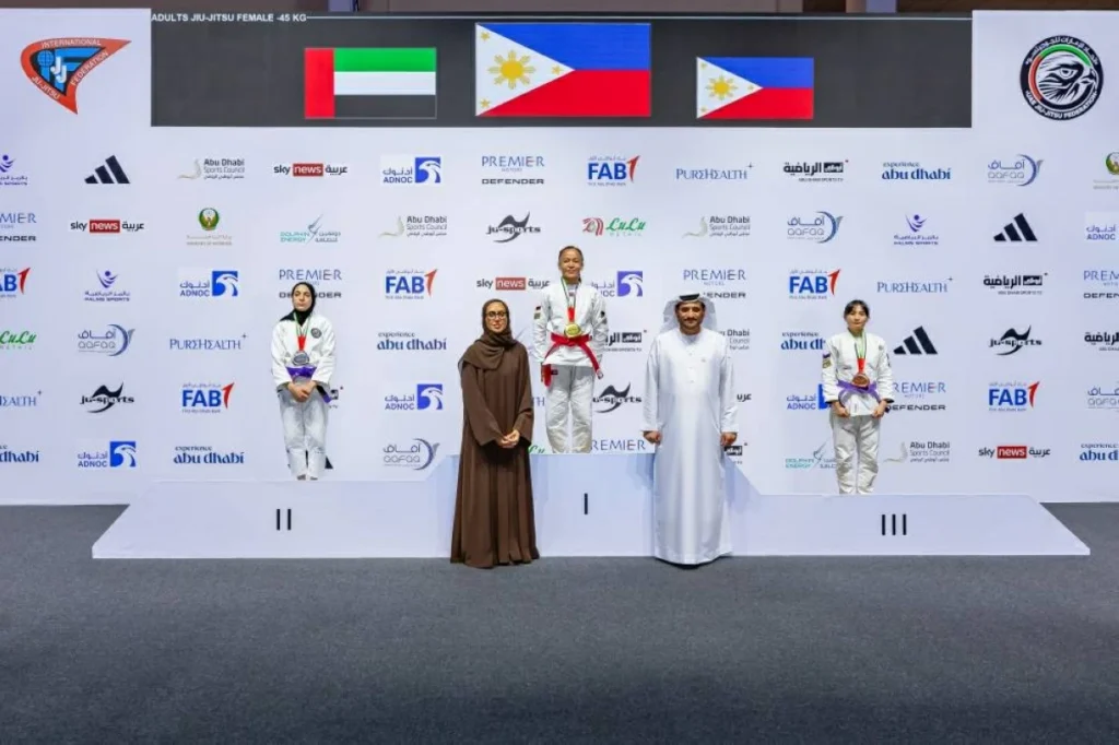 بنات الإمارات يحصدن 5 ميداليات في مونديال الجوجيتسو