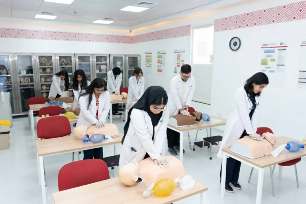 «ثومبي»: أقساط مرنة لبرامج الإقامة الطبية في رومانيا