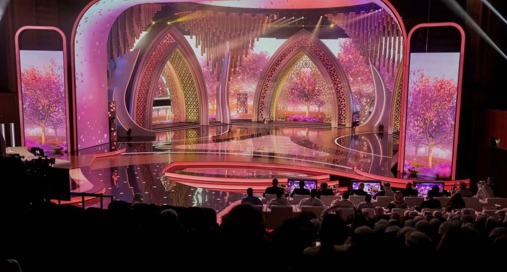 مقابلات برنامج “أمير الشعراء” تنطلق بعد اليوم