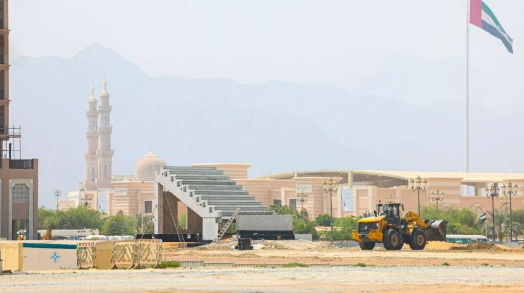 انطلاق أعمال إنشاء استاد دبا الحصن
