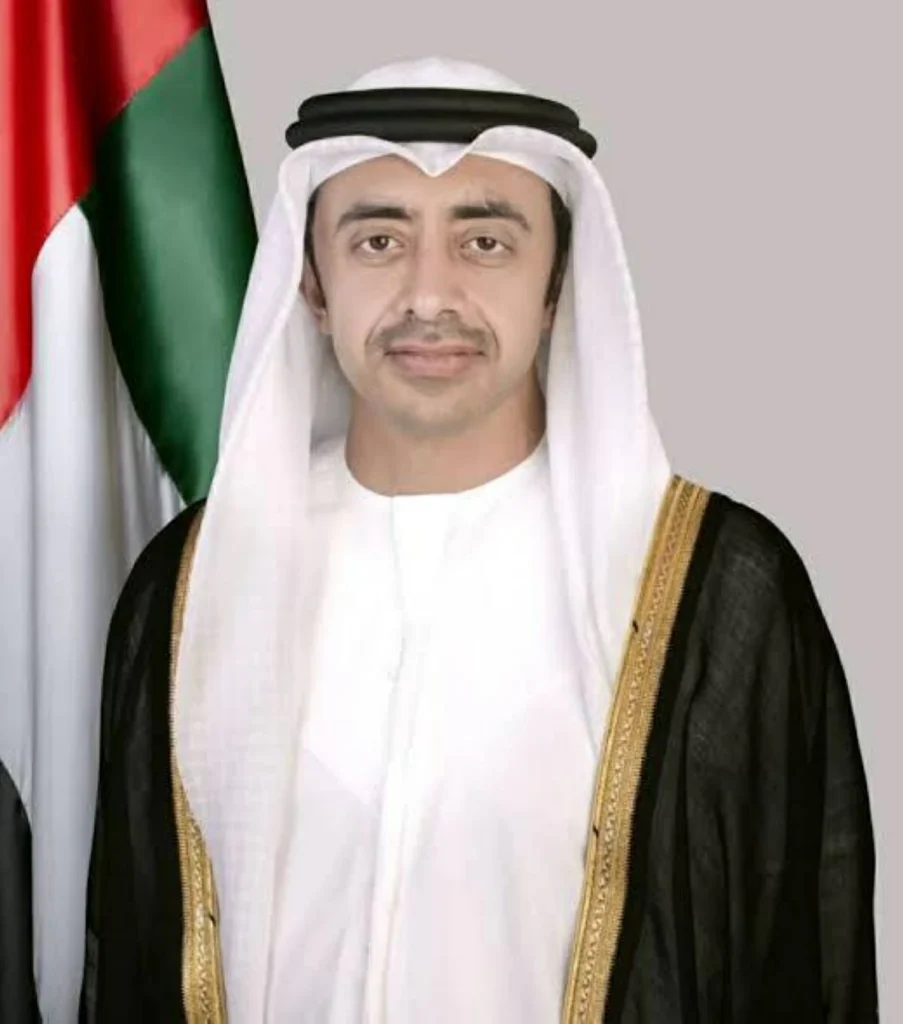 عبدالله بن زايد يقود جهوداً دبلوماسية مكثفة لتعزيز الأمن والاستقرار في المنطقة